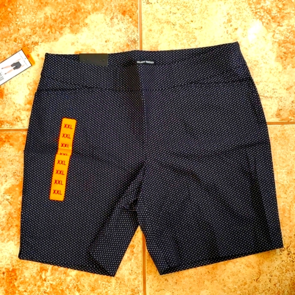 NWT:  ☀️⛱️☀️HILARY RADLEY BERMUDA SHORTS